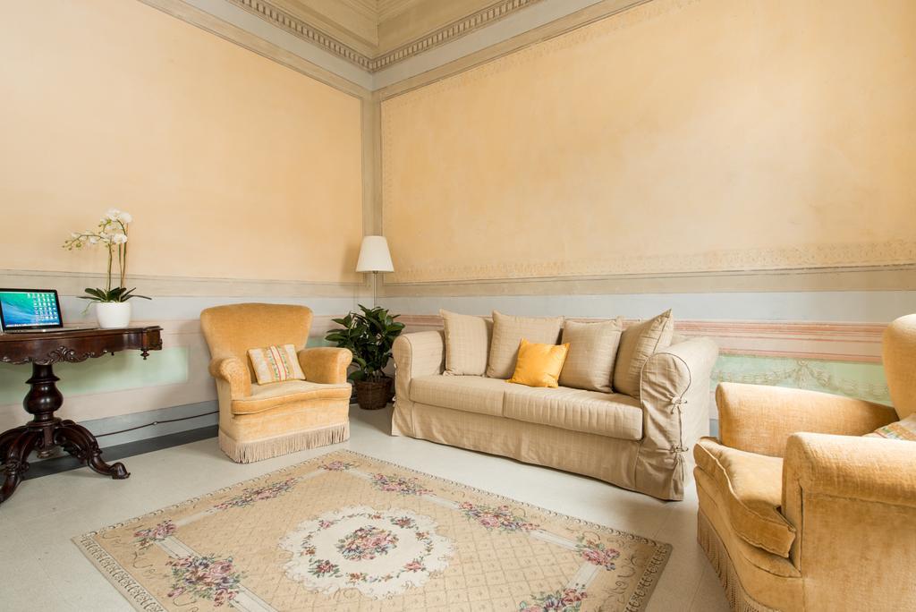 ホテル Palazzo Piazza Mazzini ペーシャ 部屋 写真
