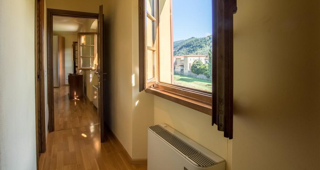 ホテル Palazzo Piazza Mazzini ペーシャ エクステリア 写真